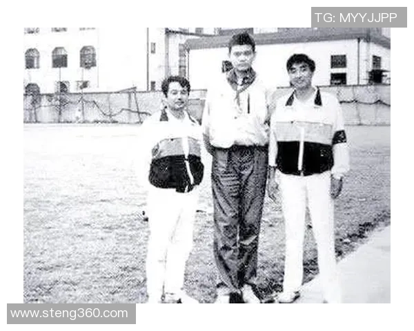 姚明的传奇人生与篮球之路图文回顾