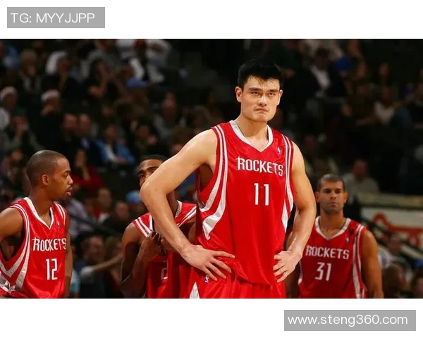 姚明盘图片展现篮球巨星风采与运动精神的完美结合