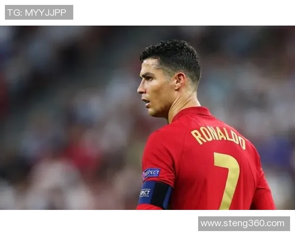 足球明星C罗近期获奖情况揭秘引发球迷热议与期待 足球明星C罗近期获奖情况揭秘引发球迷热议与期待